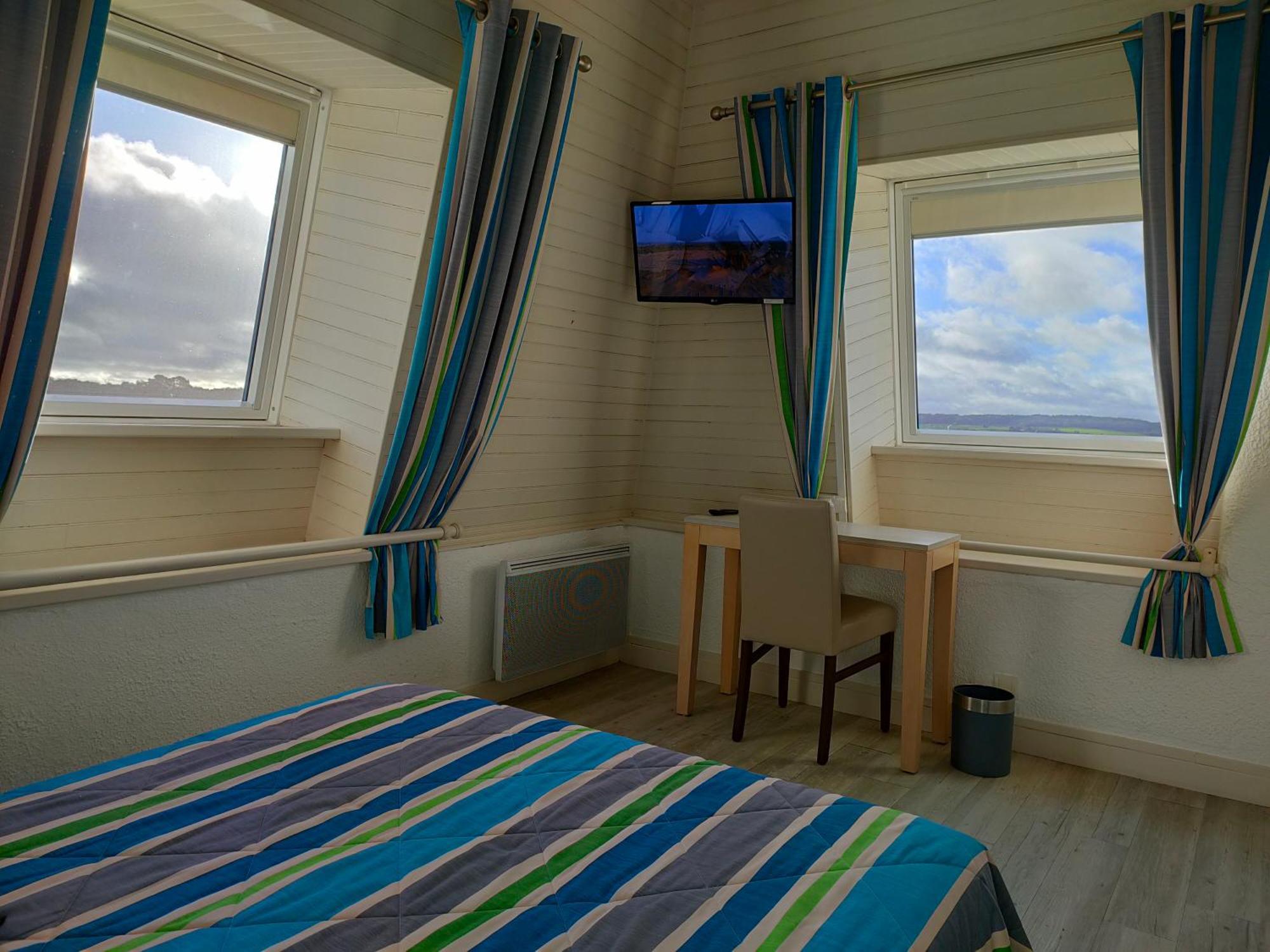 Hotel Le Littoral Lezardrieux Ngoại thất bức ảnh